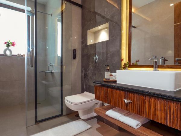 'ZANA' Lakeview Resort - most scenic lakeside resort : photo 5 de la chambre lakefront rooms with balcony