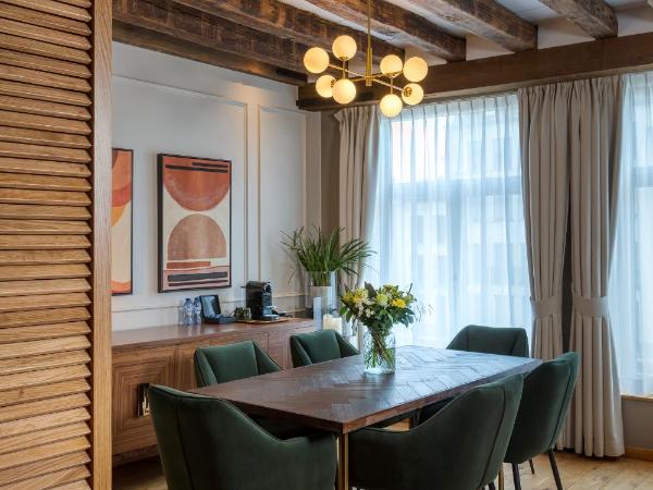 Martin's Relais : photo 7 de la chambre suite deluxe - vue sur canal