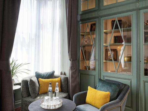 Martin's Relais : photo 8 de la chambre chambre bibliothèque - vue sur canal