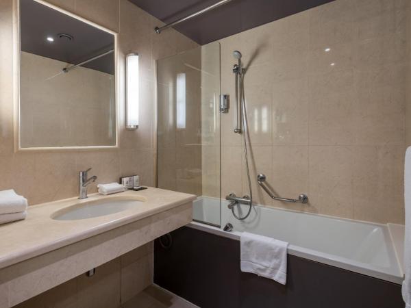 Martin's Brussels EU : photo 8 de la chambre chambre lit king-size