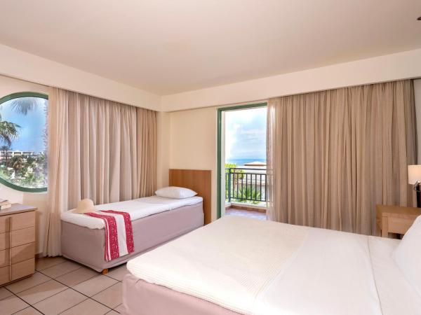 Star Beach Village & Water Park : photo 1 de la chambre chambre familiale supérieure