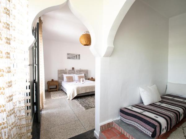 Yousurf Surf House : photo 9 de la chambre studio triple standard