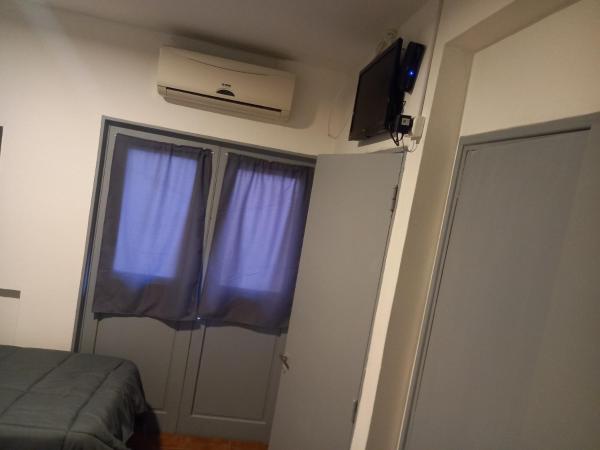 HOTEL SM Mendoza : photo 3 de la chambre chambre lits jumeaux