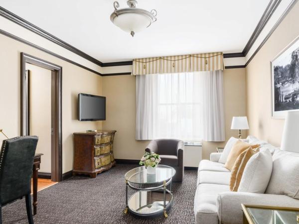 Hotel Lucerne : photo 5 de la chambre suite deluxe avec lit king-size