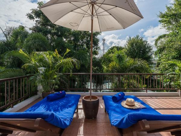 Laksasubha Hua Hin : photo 10 de la chambre hébergement lit king-size avec véranda - côté jardin