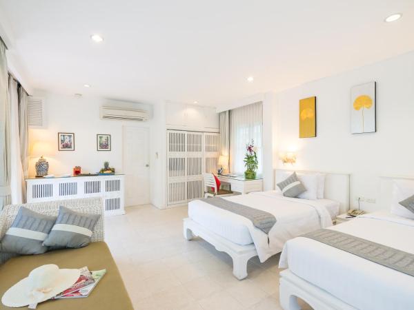 Laksasubha Hua Hin : photo 8 de la chambre hébergement lits jumeaux avec véranda - côté jardin