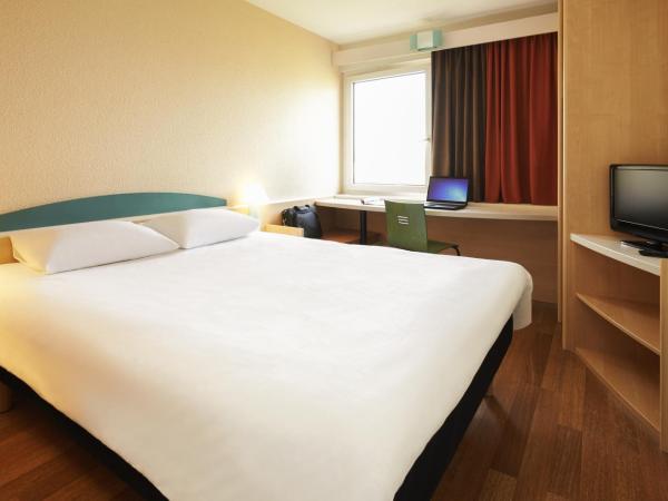ibis Poitiers Sud : photo 10 de la chambre chambre double standard