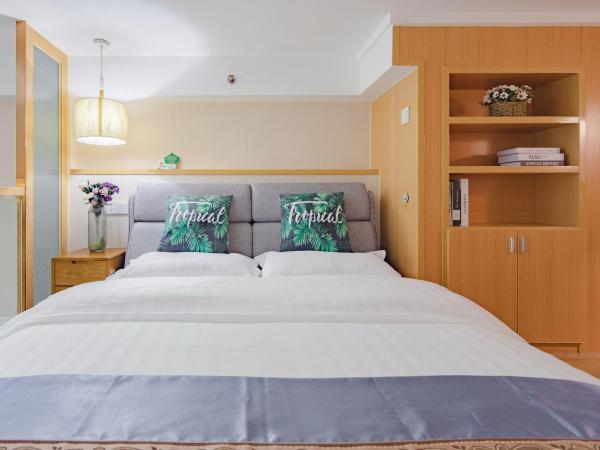 July Apartment : photo 2 de la chambre sunshine loft king room