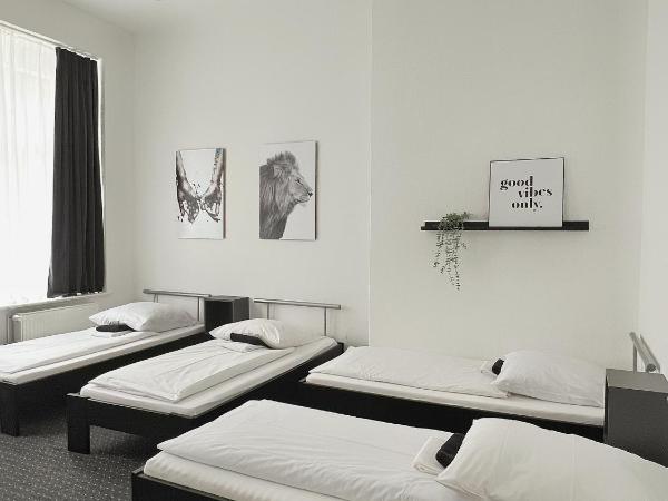 Hotel AVAlex : photo 5 de la chambre chambre quadruple Économique