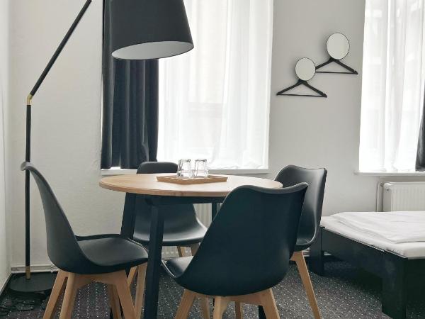 Hotel AVAlex : photo 4 de la chambre chambre quadruple Économique