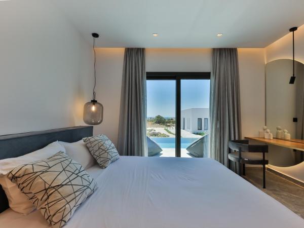 Milestones Naxos : photo 9 de la chambre grande suite avec piscine privée - vue sur mer