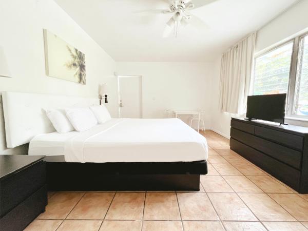 Tropi Rock : photo 2 de la chambre studio lit king-size - accessible aux personnes à mobilité réduite