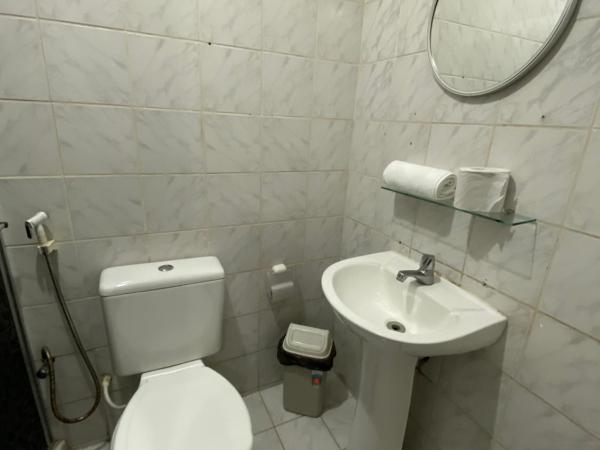 Center 1 Hotel : photo 10 de la chambre chambre double avec lit double