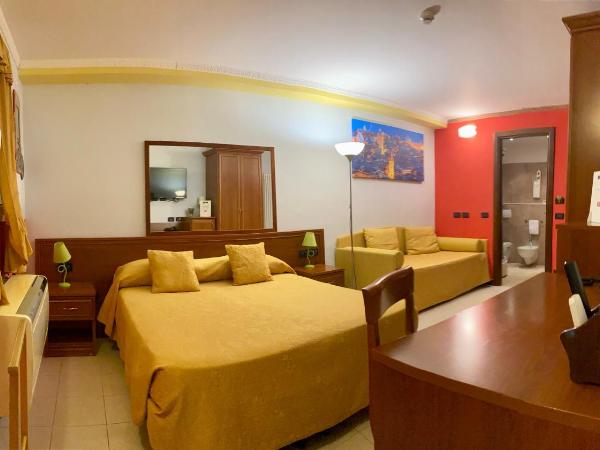 Actor Hotel : photo 6 de la chambre chambre triple