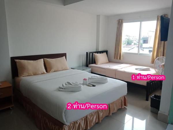 Baanpak Sam Anong : photo 1 de la chambre chambre triple avec salle de bains privative séparée