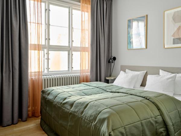Rosenborg Hotel Apartments : photo 3 de la chambre two-bedroom apartment with elevator