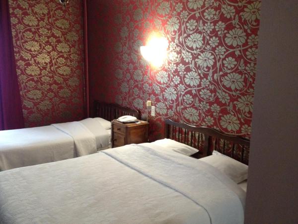 Hotel Du Nord : photo 1 de la chambre chambre double avec douche