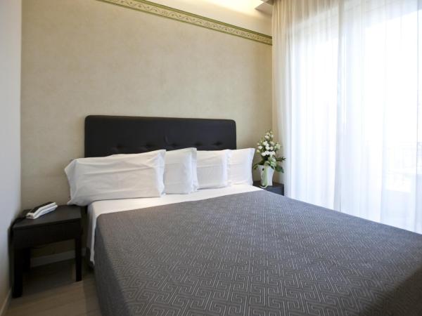 Hotel Aurora : photo 9 de la chambre chambre double ou lits jumeaux