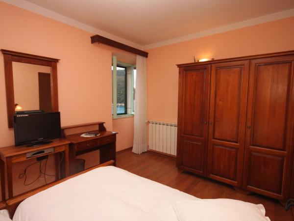Rooms by the sea Rabac, Labin - 3016 : photo 3 de la chambre chambre lits jumeaux avec balcon - vue sur mer