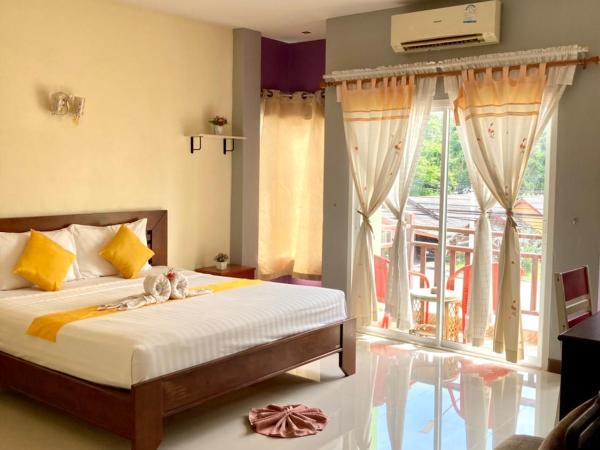 Lanta Just Come Hotel : photo 7 de la chambre chambre double avec balcon