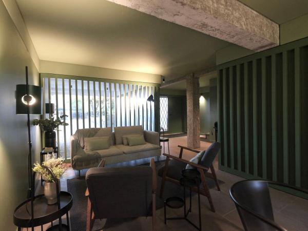 Oporto CoLiving Circunvalação 13250 : photo 7 de la chambre chambre double avec salle de bains privative