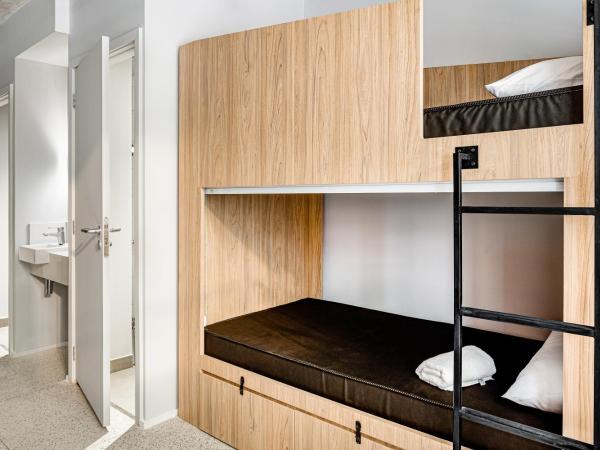 JO&JOE Rio de Janeiro Largo do Boticario : photo 1 de la chambre chambre quadruple standard