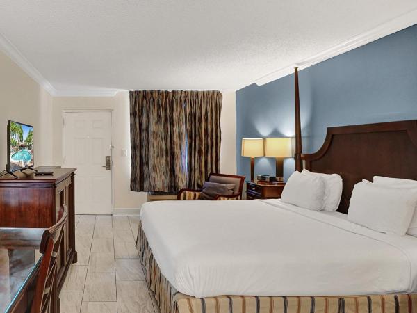 Fort Lauderdale Grand Hotel : photo 5 de la chambre hébergement lit king-size traditionnel - côté ville