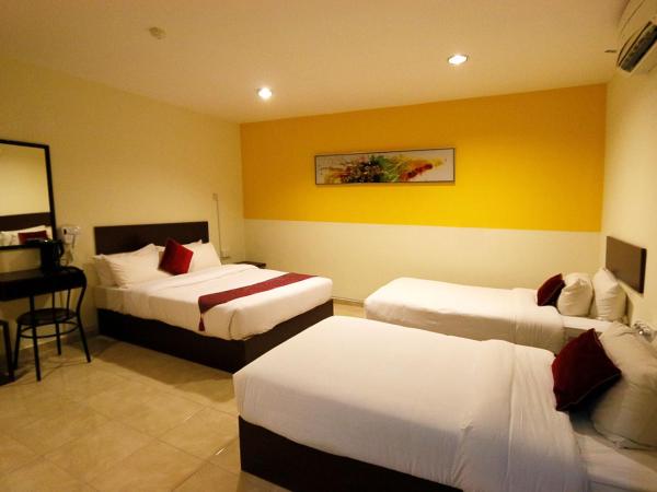 Golden Roof Hotel Falim Ipoh : photo 2 de la chambre chambre quadruple