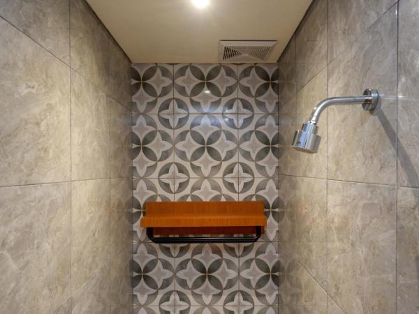 Sans Hotel Pippo Yogyakarta by RedDoorz : photo 7 de la chambre chambre familiale