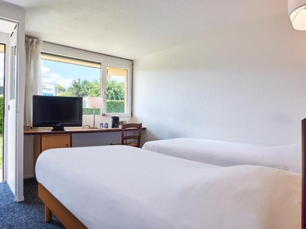 Kyriad Tarbes Bastillac : photo 4 de la chambre chambre lits jumeaux