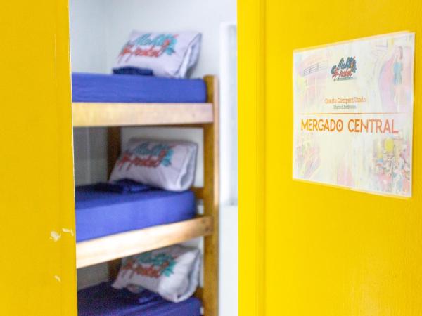 Aloha Hostel Pinhões : photo 1 de la chambre lit superposé dans dortoir mixte