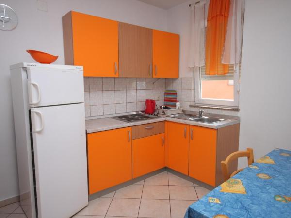 Apartments and rooms with parking space Novalja, Pag - 6341 : photo 7 de la chambre appartement 1 chambre avec terrasse - vue sur mer