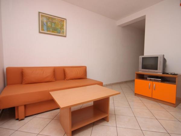 Apartments and rooms with parking space Novalja, Pag - 6341 : photo 2 de la chambre appartement 1 chambre avec terrasse - vue sur mer