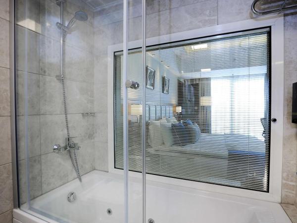 Best Western Premier Karsiyaka Convention & Spa Hotel : photo 5 de la chambre chambre lit king-size deluxe - fumeurs