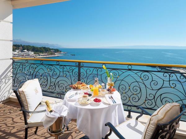 Hotel Villa Harmony : photo 8 de la chambre chambre double ou lits jumeaux premium - vue sur mer