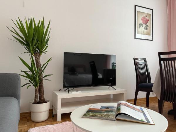 Flower House Warsaw Chopin Airport : photo 5 de la chambre chambre double deluxe
