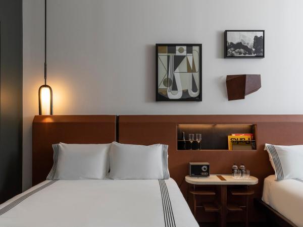Thompson Denver, by Hyatt : photo 2 de la chambre chambre avec 2 lits queen-size - vue sur ville