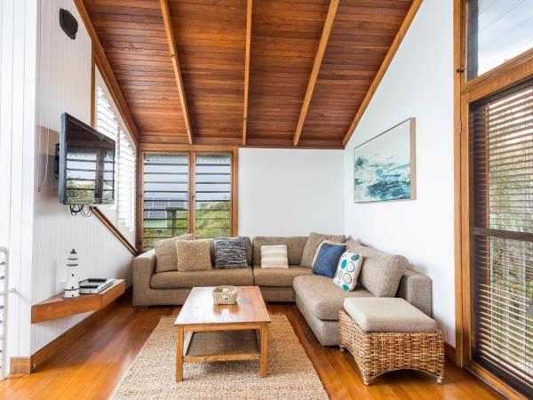 The Oasis Apartments and Treetop Houses : photo 6 de la chambre two-bedroom house with hot tub - treetop (currawong)