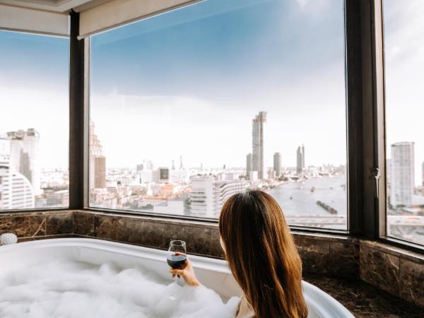 Shangri-La Bangkok : photo 1 de la chambre hébergement premier lit king-size avec balcon