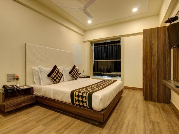 Hotel Mumbai House Juhu, Santacruz West, Mumbai : photo 3 de la chambre chambre lit king-size