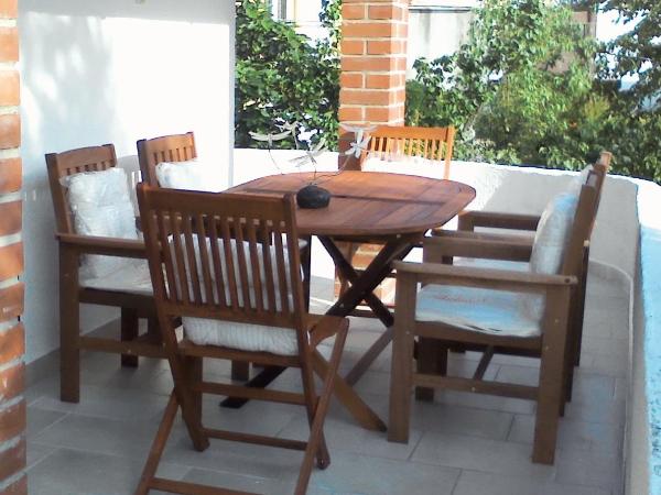 Apartments and rooms by the sea Umag - 7132 : photo 10 de la chambre appartement 2 chambres avec terrasse et vue sur la mer