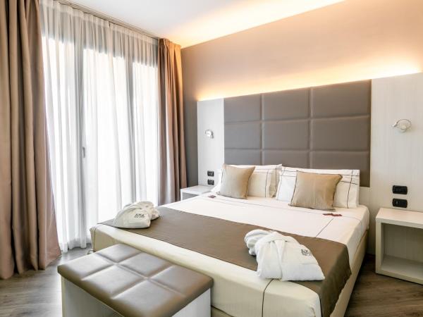 Acca Palace AA Hotels : photo 2 de la chambre chambre double ou lits jumeaux supérieure