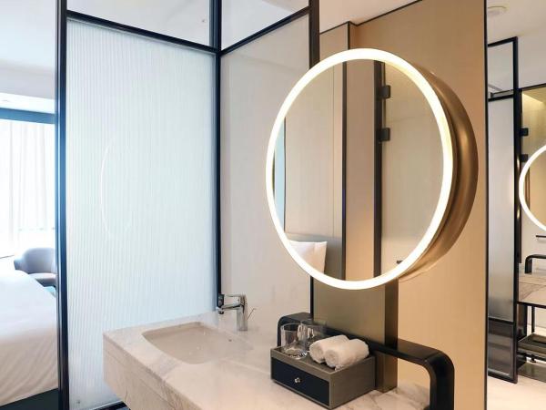 Novotel Shanghai Caohejing : photo 4 de la chambre chambre lit king-size supérieure