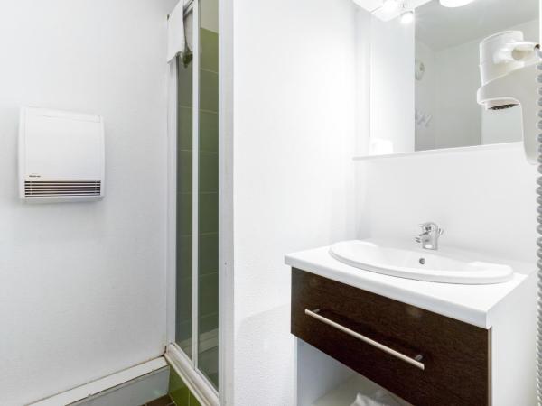 All Suites Pau - Zénith : photo 6 de la chambre studio (1 adulte) avec lit simple
