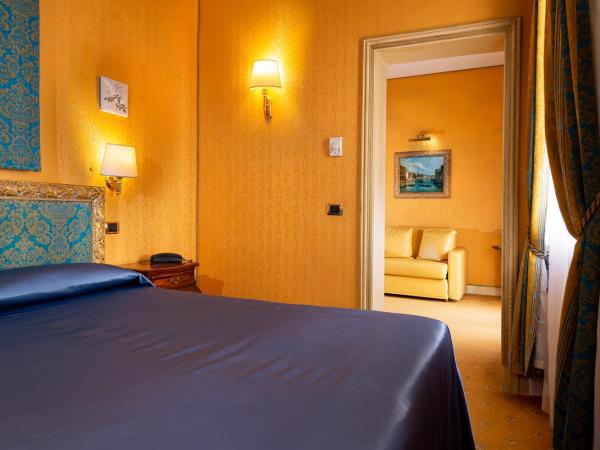 Hotel Santa Marina : photo 4 de la chambre suite junior