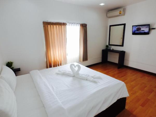 Basic Line Hotel @ Loikroh : photo 4 de la chambre chambre double supérieure