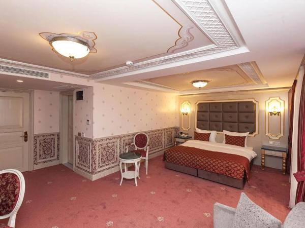 Meserret Palace Hotel - Special Category : photo 2 de la chambre chambre familiale avec balcon