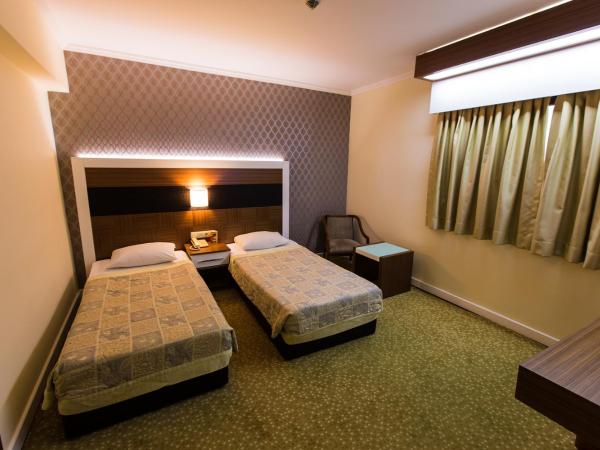 Derici Hotel : photo 3 de la chambre chambre lits jumeaux Économique sans balcon et vue