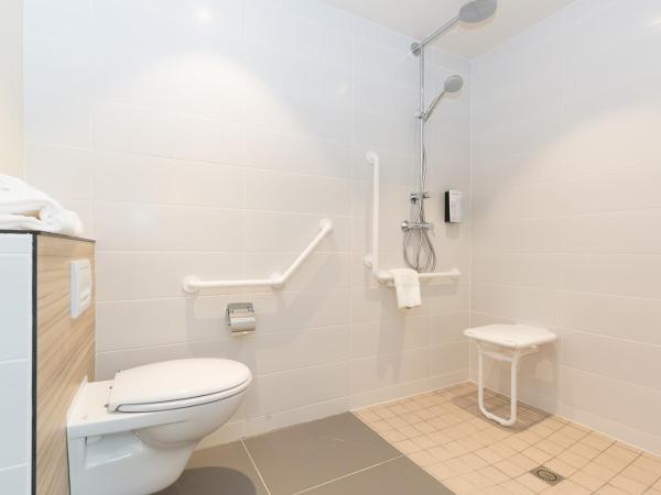 Campanile Metz Centre - Gare : photo 3 de la chambre chambre quadruple next