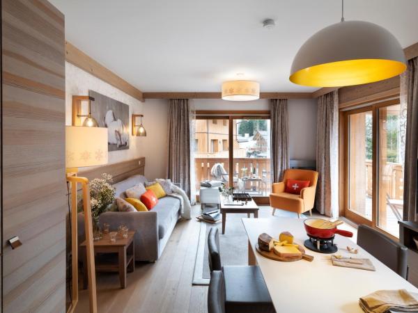 Résidence Pierre & Vacances Premium L'Hévana : photo 2 de la chambre appartement 2 chambres - vue sur montagnes (6 personnes)